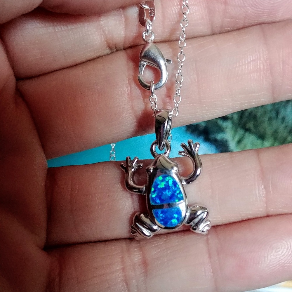 🆕🐸 Blue Fire Opal Frog Necklace - Picture 3 of 4